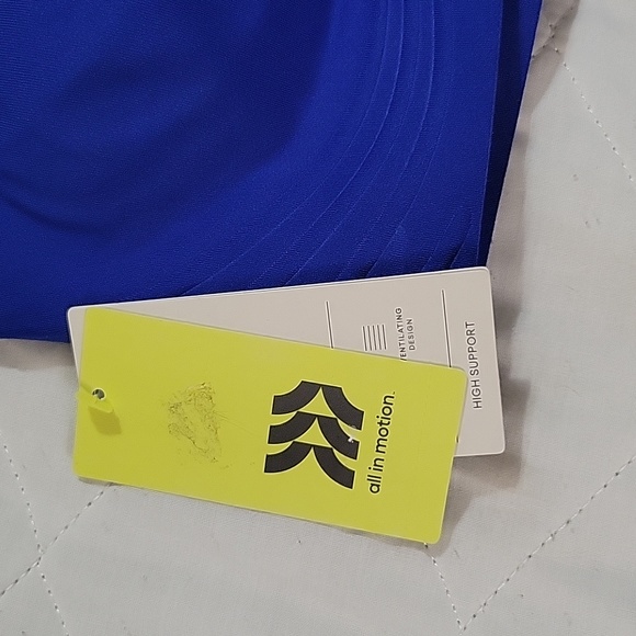 NWT All In Motion Bra - Picture 2 of 7